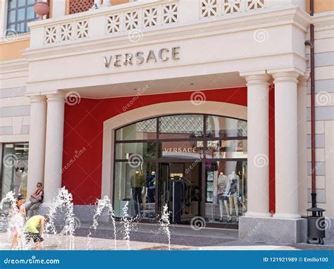 negozio versace a natale|versace rome roma.